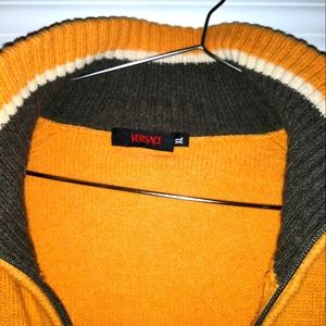 Versace 100% cashmere sweater